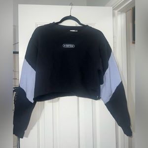 VANS | Cropped Sweatshirt